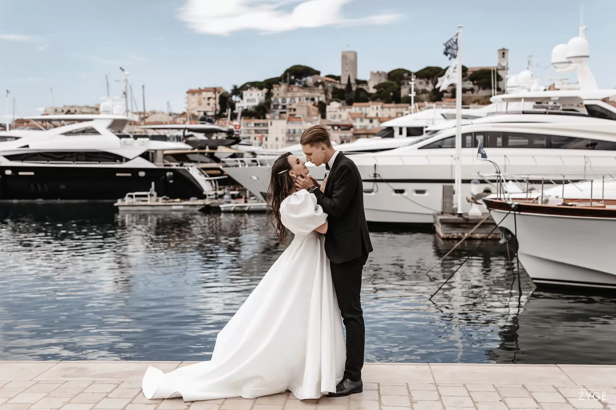 Elopement Photography in Europe – A Comprehensive Guide to Wedding Photography in Europe 1 Wedding photographer Laura Žygė elopement-wedding-photographer
