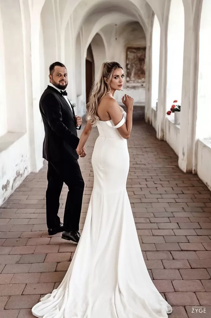 daiva egidijus tytuvenai cadilac laura zyge photography lietuva 8 Wedding photographer Laura Žygė