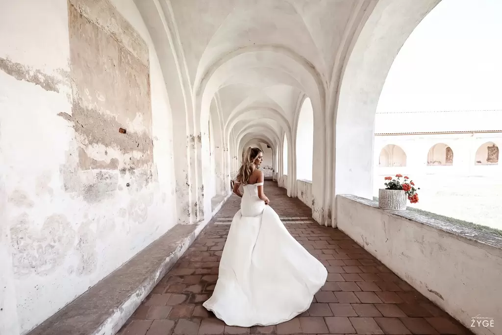 daiva egidijus tytuvenai cadilac laura zyge photography lietuva 9 Wedding photographer Laura Žygė