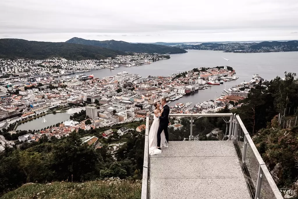 dovile arnas norway bergen vestuviu fotografe laura zyge photography 14 Wedding photographer Laura Žygė