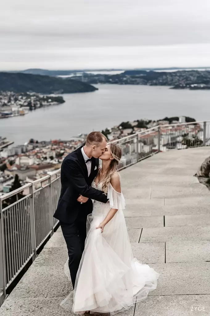 dovile arnas norway bergen vestuviu fotografe laura zyge photography 25 Wedding photographer Laura Žygė