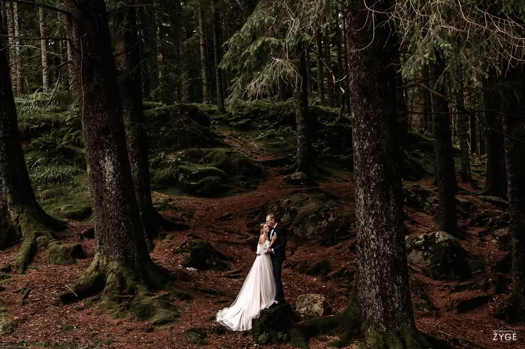 dovile arnas norway bergen vestuviu fotografe laura zyge photography 45 Wedding photographer Laura Žygė