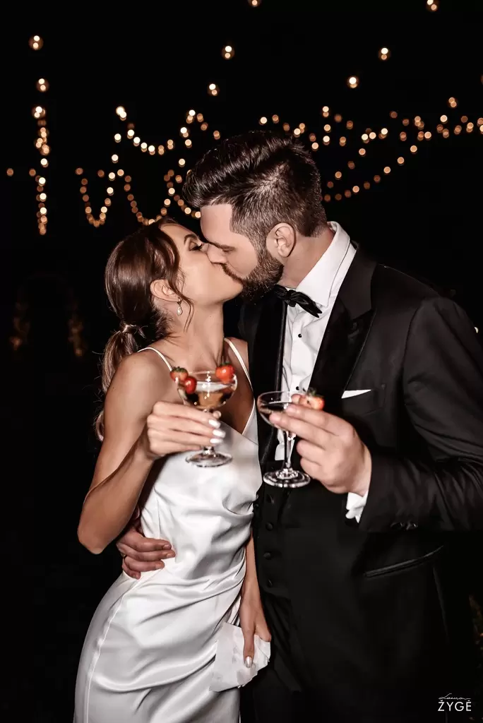 ramune vykintas vilnius uzutrakis margio krantas laura zyge photography vestuviu fotografe 52 Wedding photographer Laura Žygė