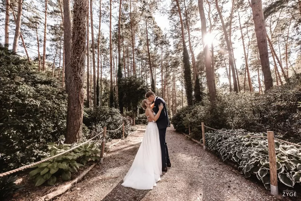 EA anonsas 8 Wedding photographer Laura Žygė