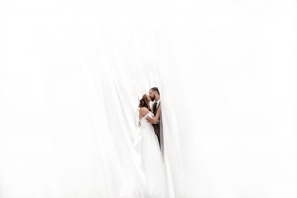 © Laura Žygė laurazyge.eu www.facebook.com/laurazygephoto LR anonsas 11 Wedding photographer Laura Žygė
