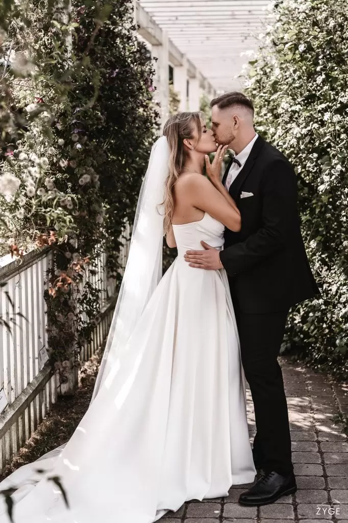 UK anonsas 11 Wedding photographer Laura Žygė