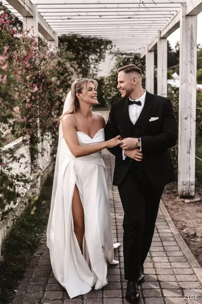 UK anonsas 12 Wedding photographer Laura Žygė