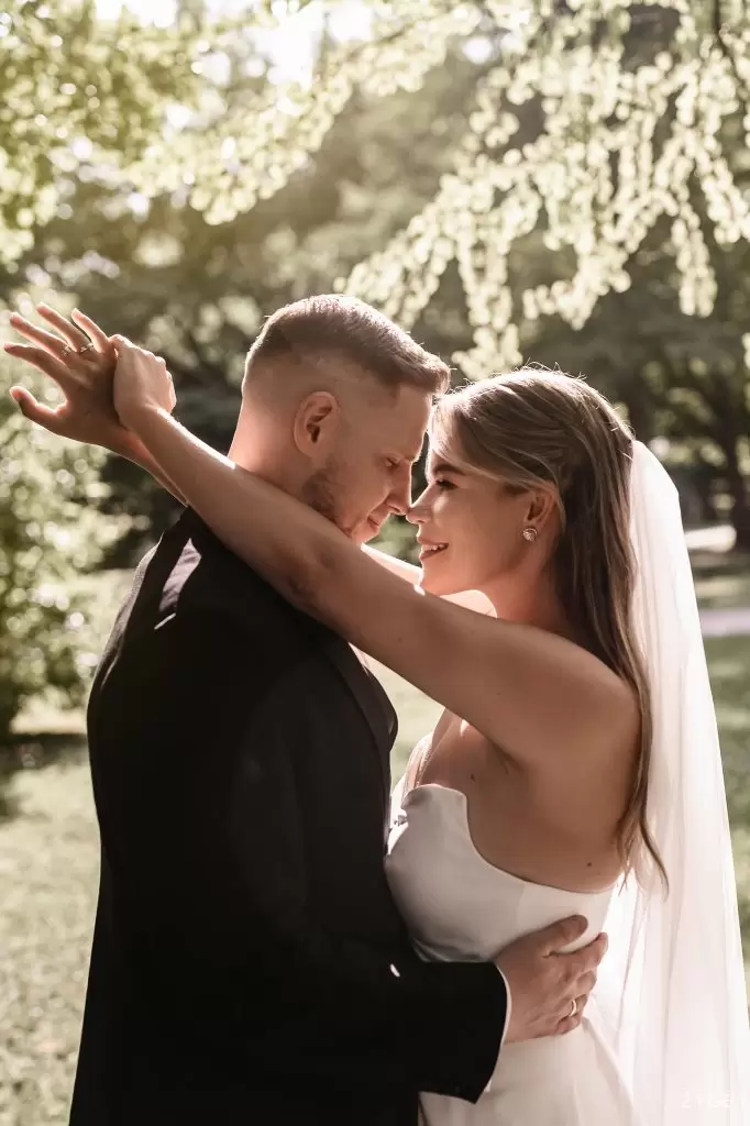 UK anonsas 14 Wedding photographer Laura Žygė