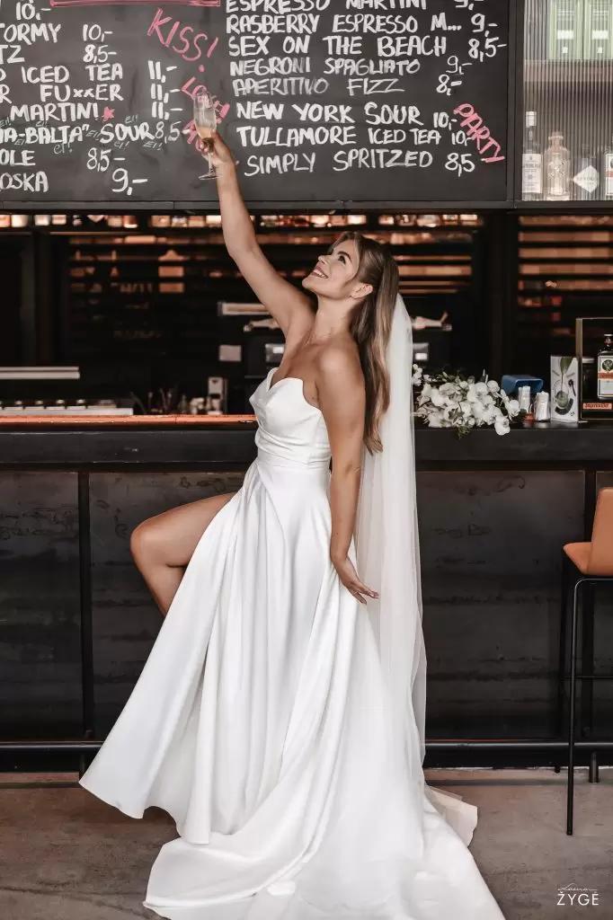 UK anonsas 4 Wedding photographer Laura Žygė