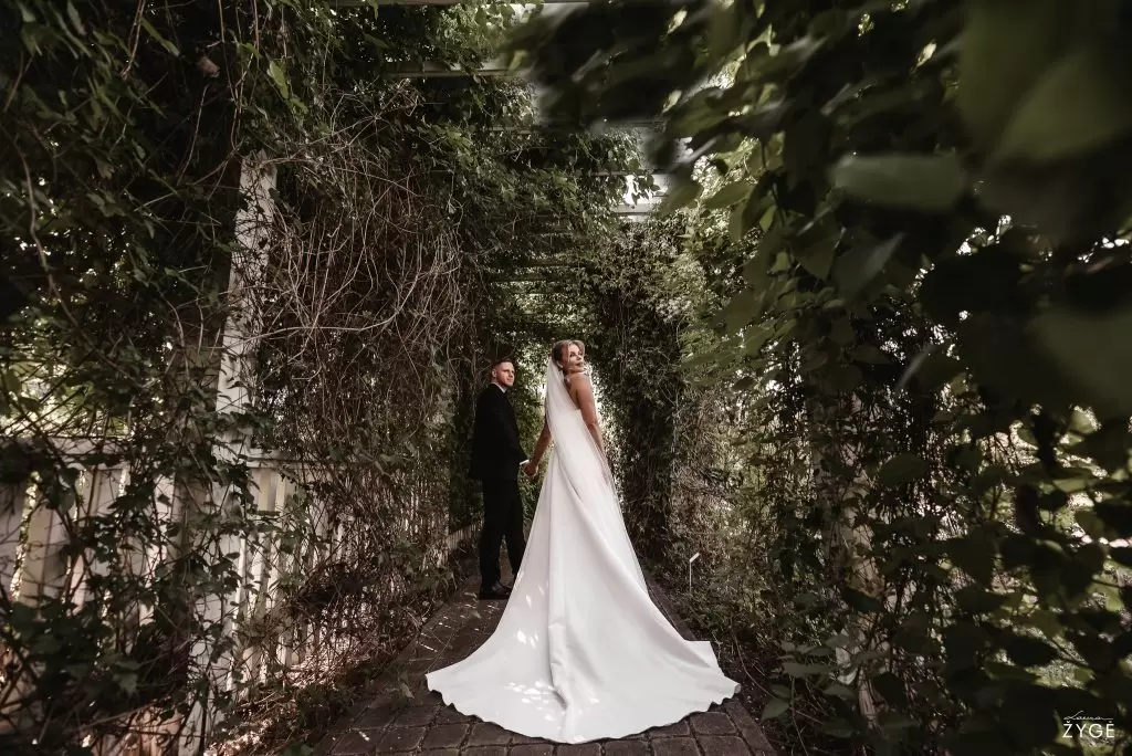 UK anonsas 9 Wedding photographer Laura Žygė